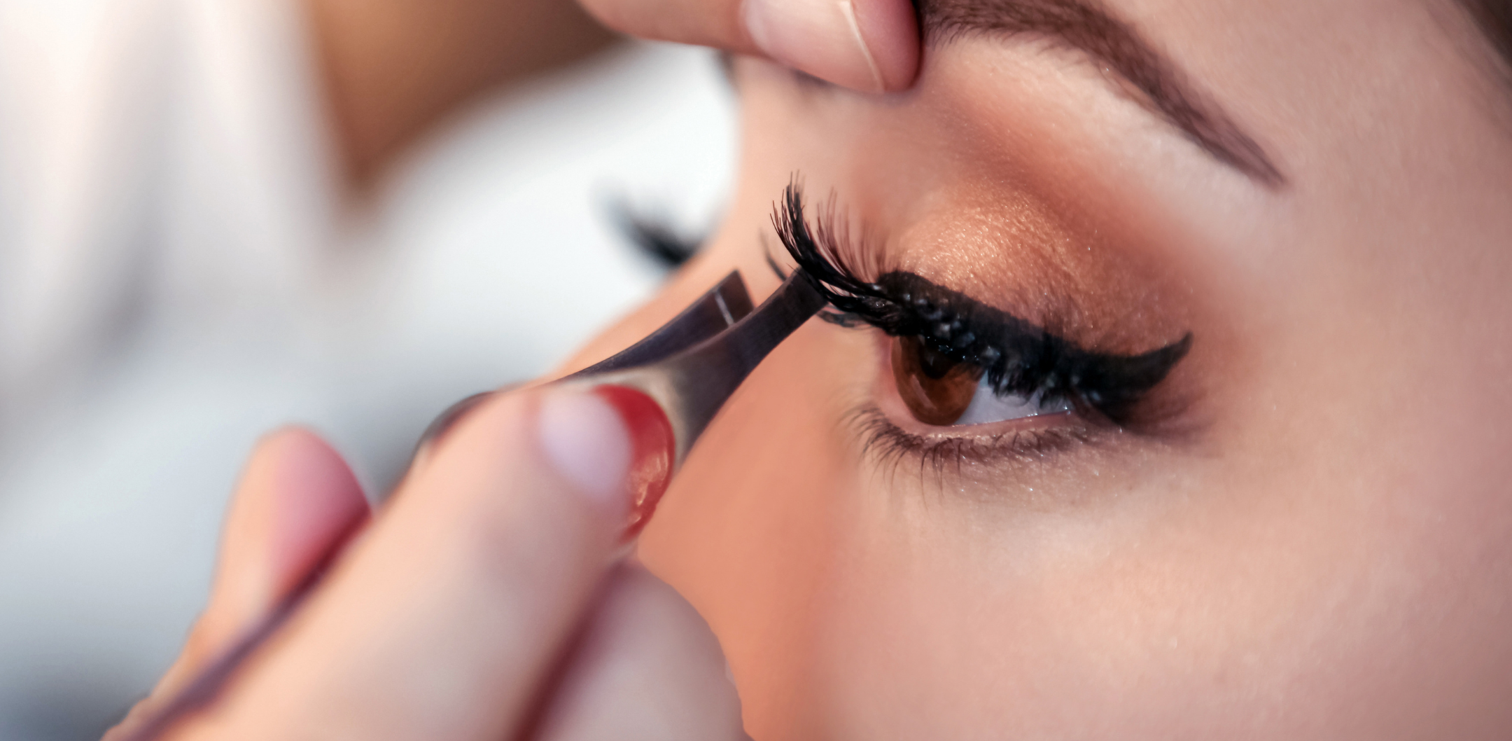 How to Reuse Fake Eyelashes: Care, Cleaning & Maintenance Tips