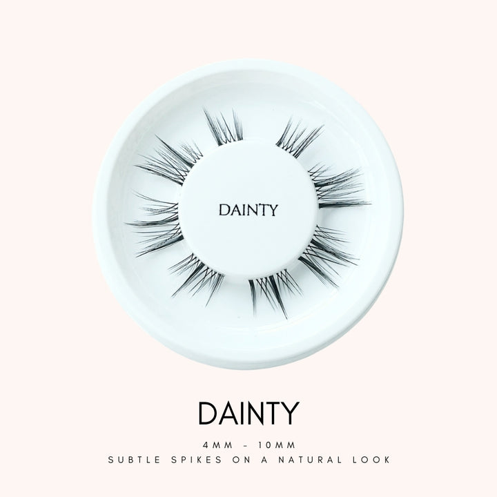 Close up view of HanaDolly's DAINTY lash style on their iconic white, circular lash tray