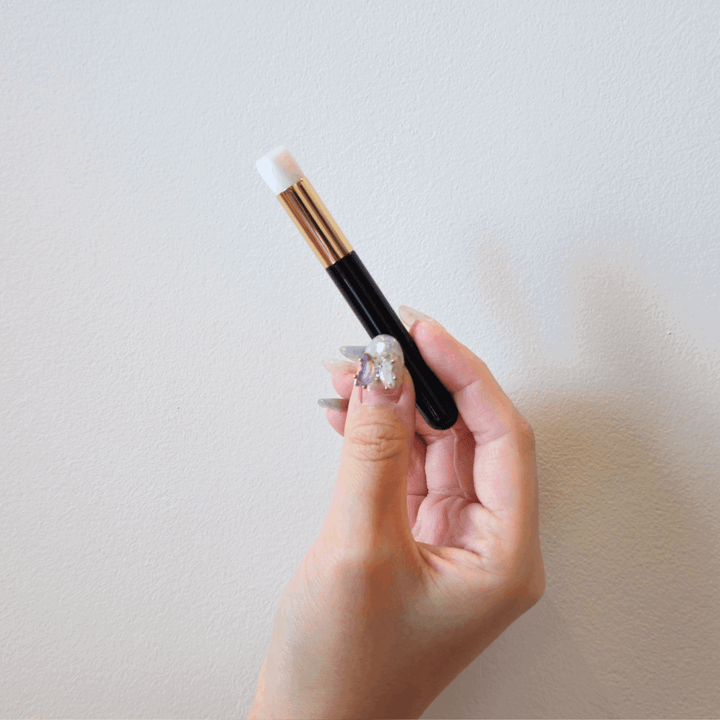 Eyelash Cleaning Brush | HanaDolly Lashes