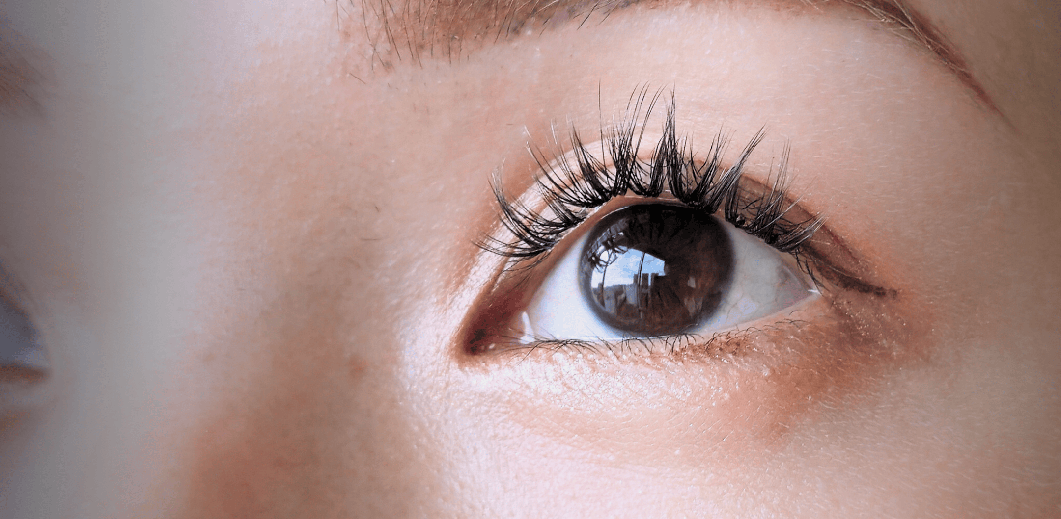 Achieve Gorgeous Wispy Natural Eyelash Extensions: A Complete Guide