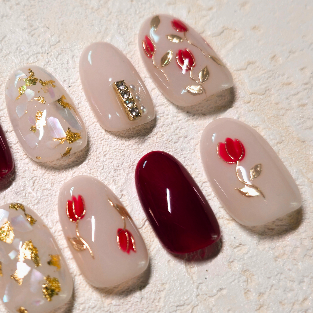 Scarlet Fortune • Nail & Lash Festive Set