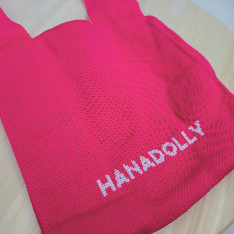 HanaDolly Knitted Knot Pouch