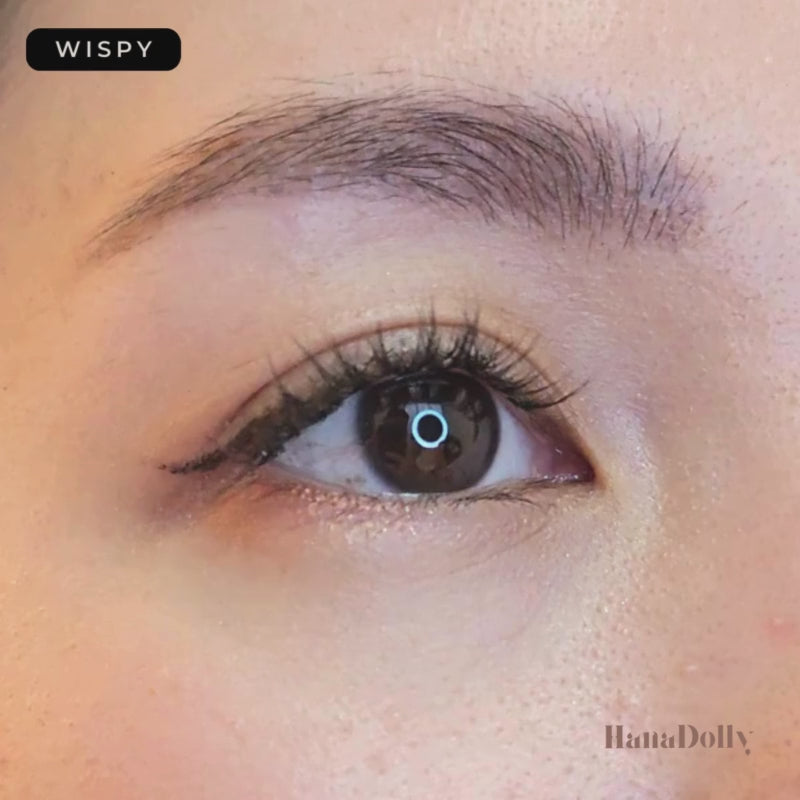 WISPY Press-On Lashes Eye Closeup | HanaDolly Nimble Lashes